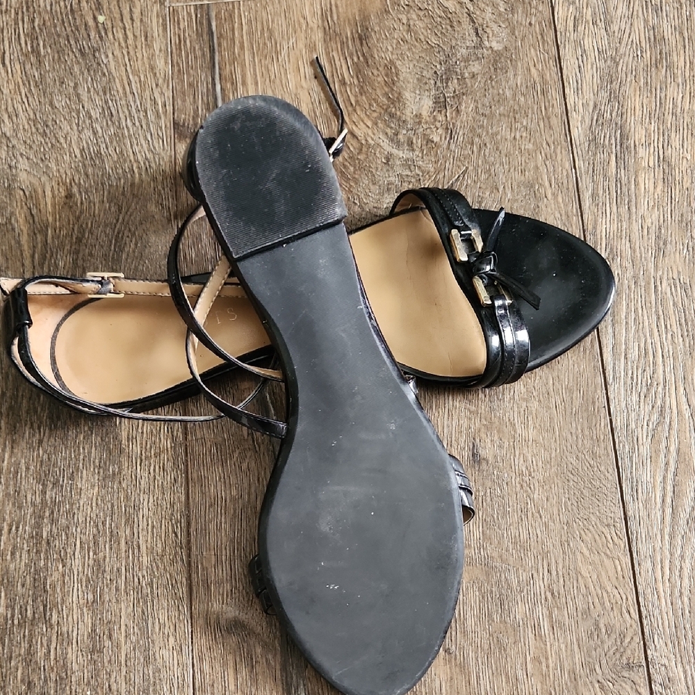 Talbots Black Patent Strappy Sandals with Bow Trim - Picture 6 of 10